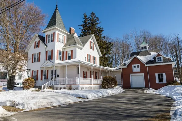 $549,900 | 196 Chestnut Street, Gardner, MA 01440