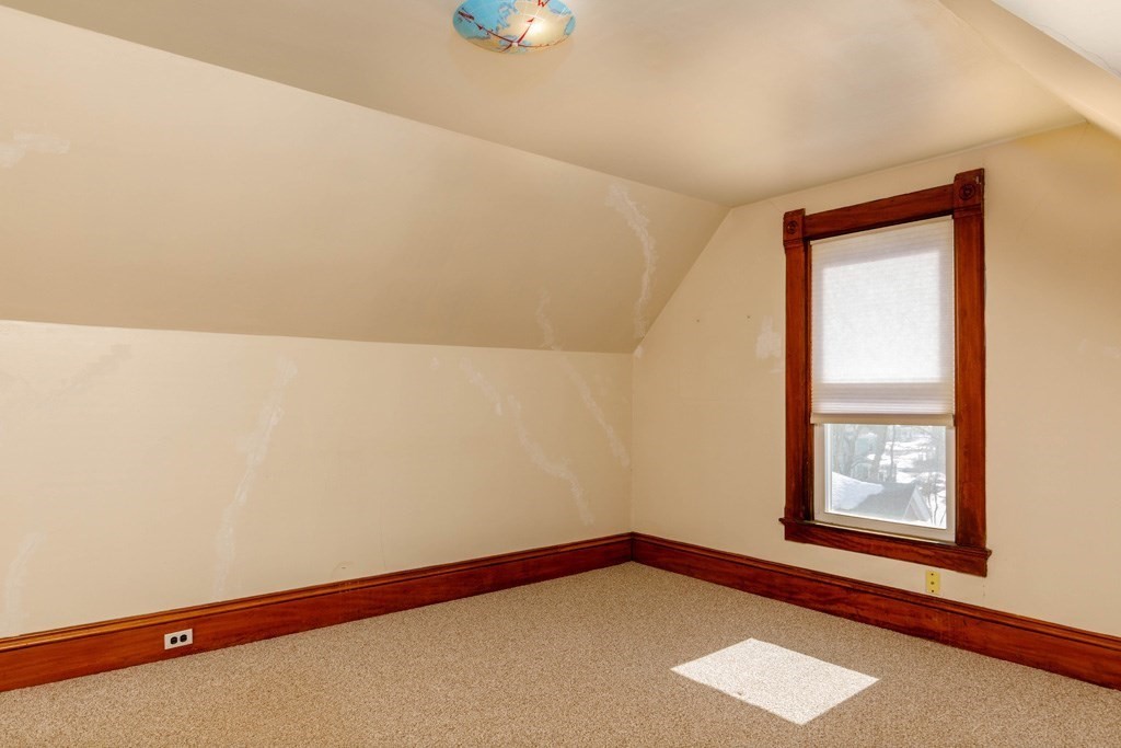 196 Chestnut Street Gardner, MA 01440 - Photo 21 of 29