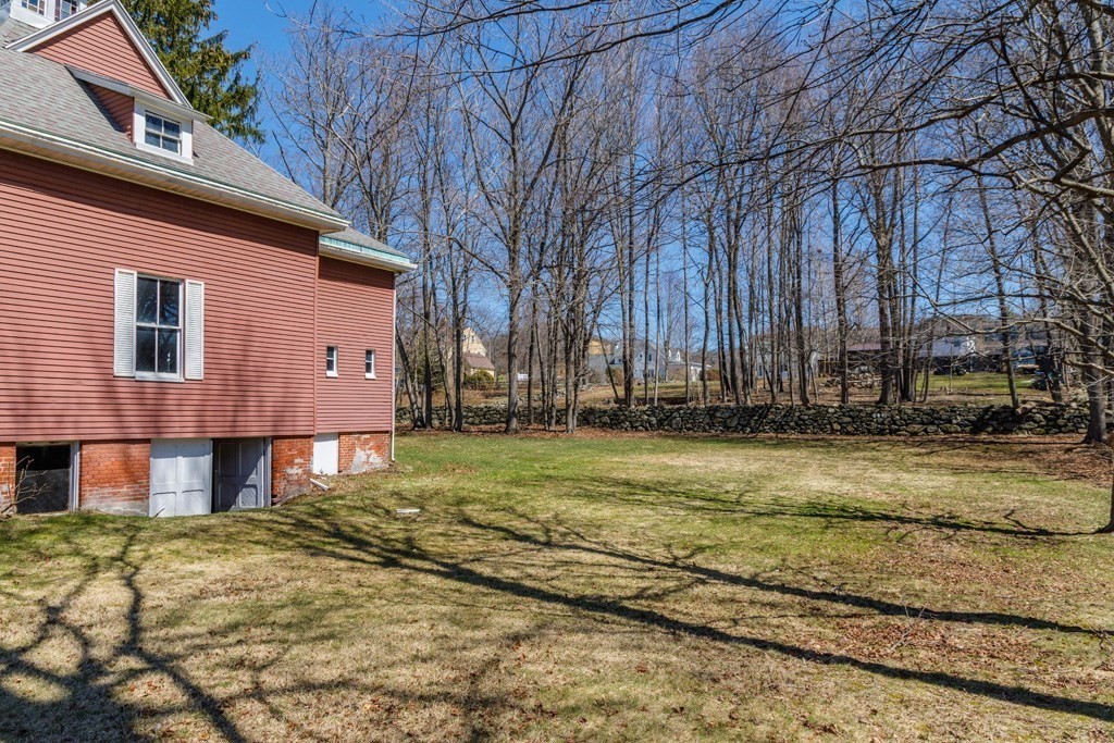 196 Chestnut Street Gardner, MA 01440 - Photo 27 of 30 a view of a house with a yard