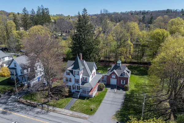 $524,900 | 196 Chestnut Street, Gardner, MA 01440