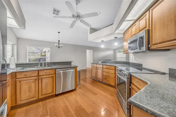 $737,000 | 507 Surrey Lane, Lutz, FL 33549