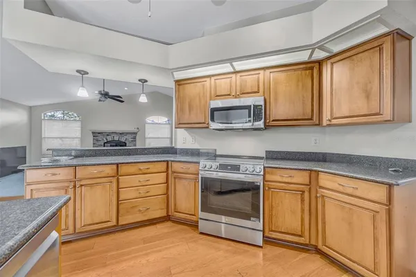 $737,000 | 507 Surrey Lane, Lutz, FL 33549