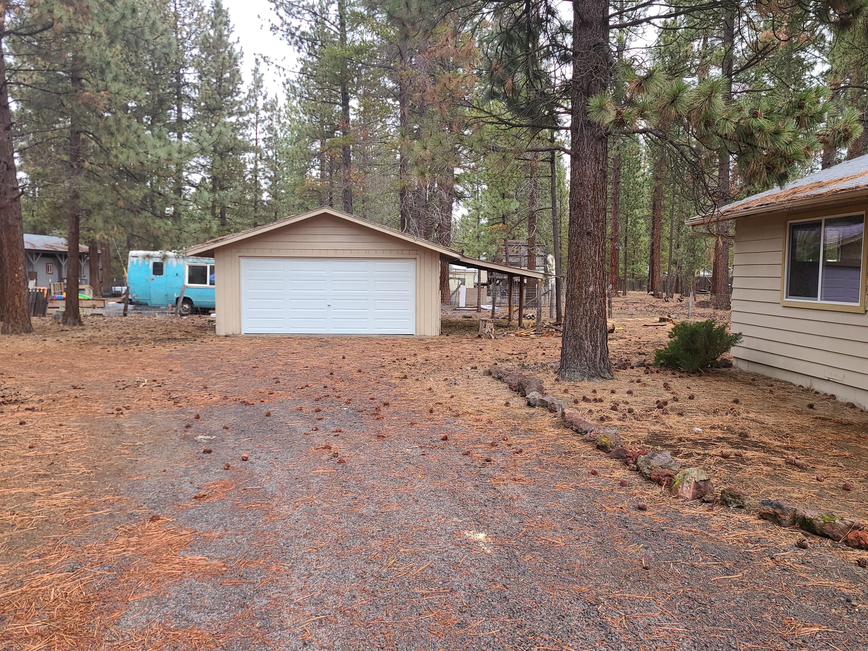 51454 Jory Road La Pine, OR 97739 - Photo 4 of 29 20211207_111630