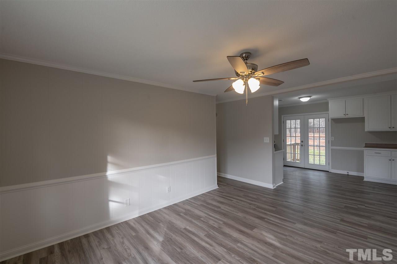 1906 Old Batten Road Selma, NC 27576 - Photo 4 of 23 Gallery Image 4