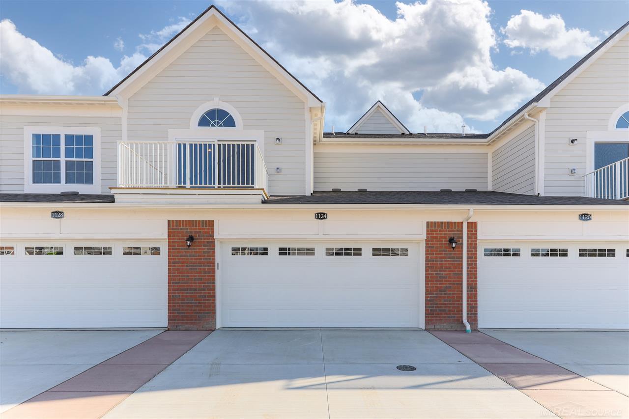 45752 South Stonewood Road, Unit 183 Canton, MI 48187 - Photo 4 of 26 Gallery Image 4