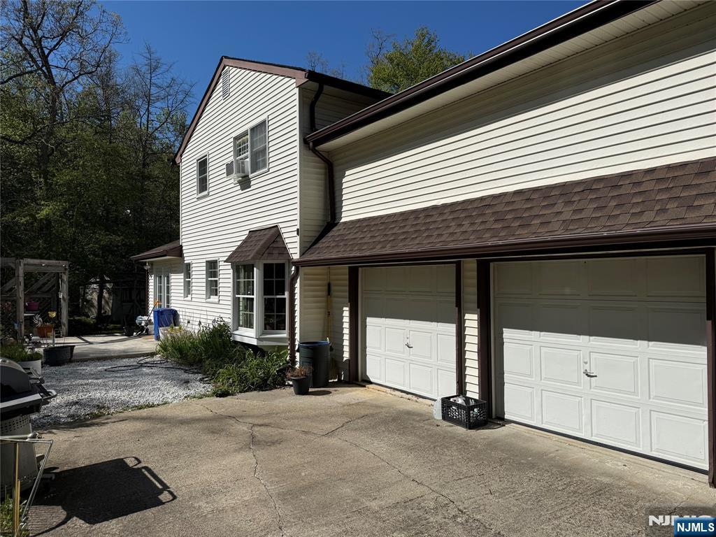 23 Lavina Trail Oak Ridge, NJ 07438 - Photo 17 of 21