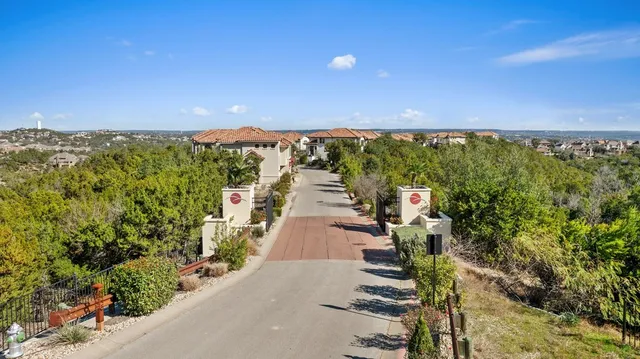 $785,000 | 408 Rose Branch Way, Unit 24, Austin, TX 78738