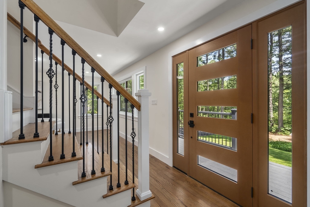 241 Prospect Street Franklin, MA 02038 - Photo 19 of 42