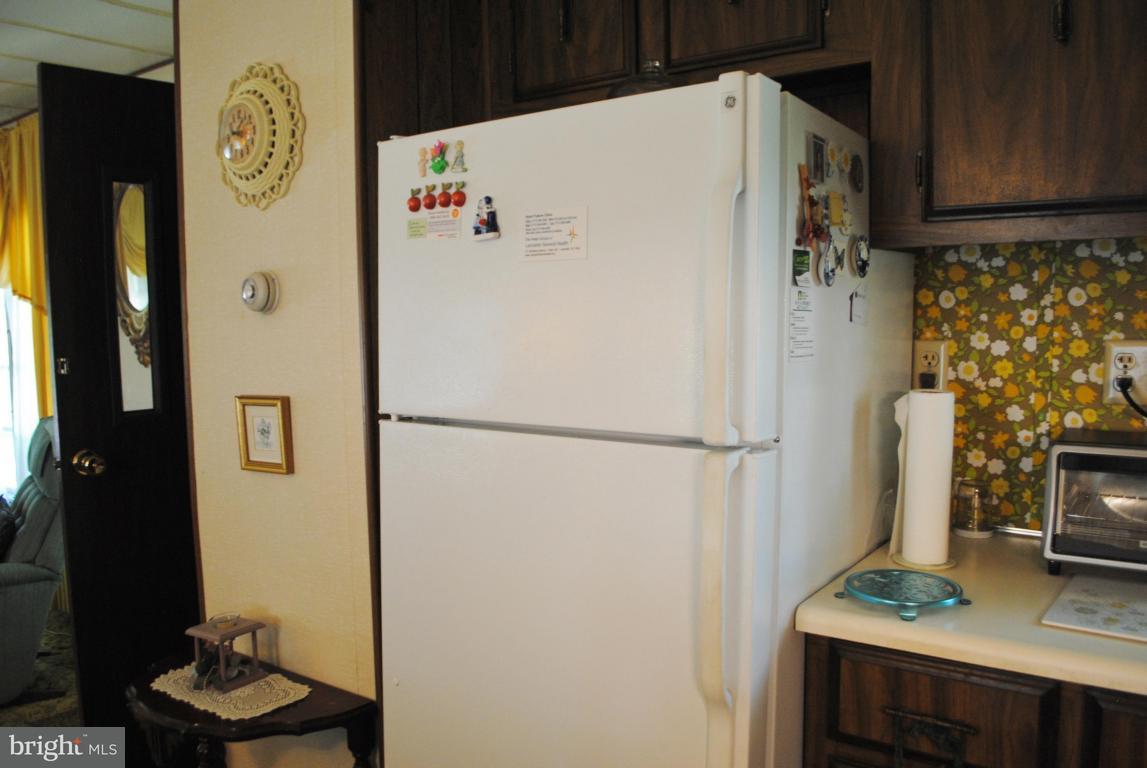 102 Park Lane Rothsville, PA 17543 - Photo 9 of 29