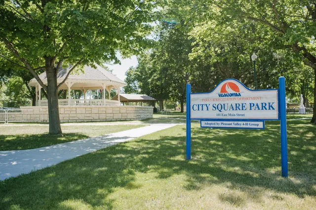 $587,750 | 565 Waterford Place, Waconia, MN 55387