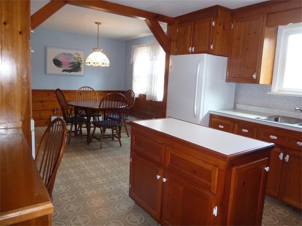 200 Manchonis Road Wilbraham, MA 01095 - Photo 4 of 23 Gallery Image 4