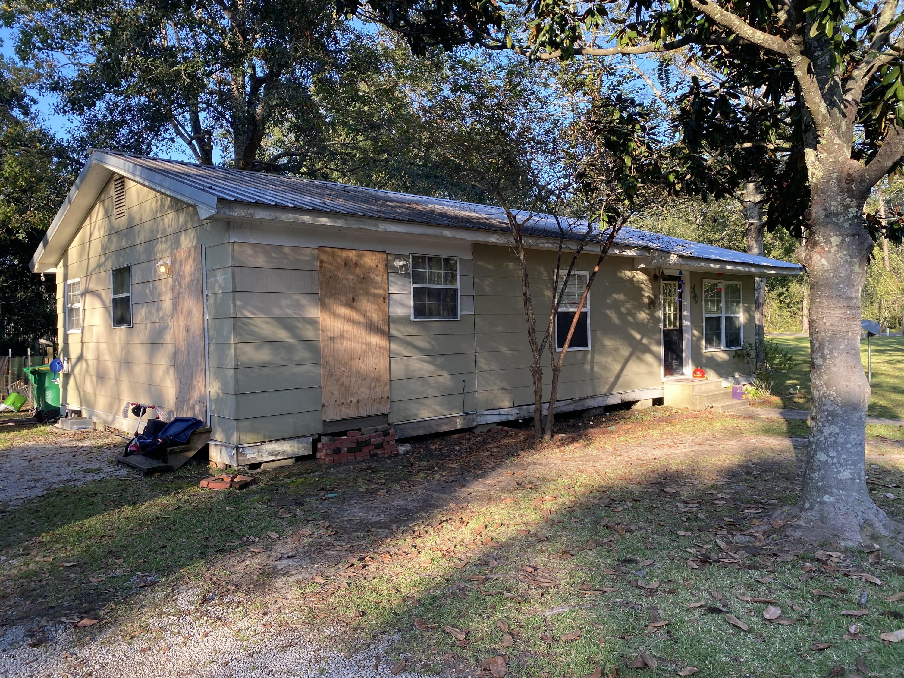 9111 Orange Lake Road Moss Point, MS 39562 - Photo 3 of 15 A5E80947-54B0-4F0B-8D03-4AC810FCBE5B