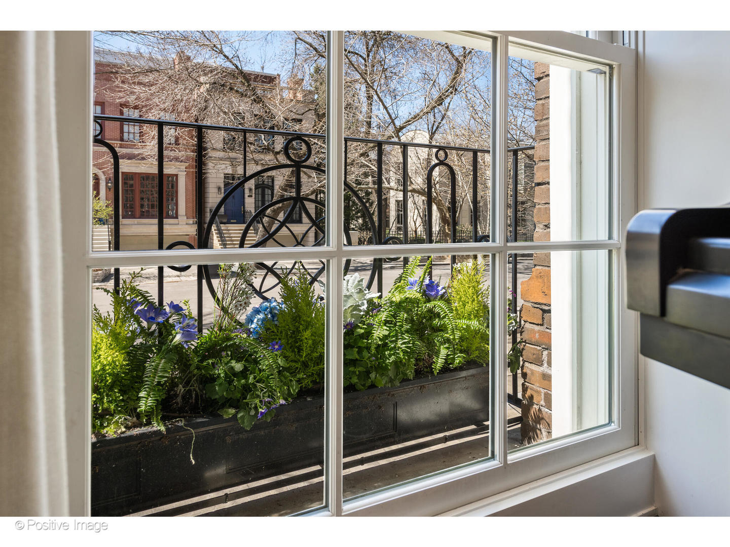 1853 North Burling Street Chicago, IL 60614 - Photo 11 of 87