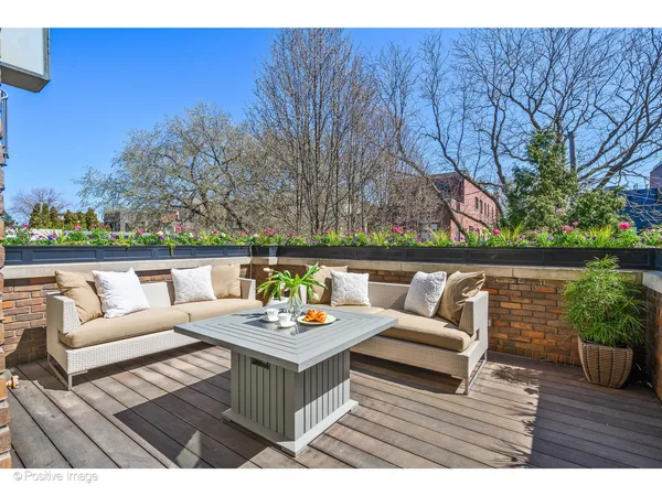 $8,995,000 | 1853 North Burling Street, Chicago, IL 60614