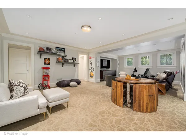 $8,995,000 | 1853 North Burling Street, Chicago, IL 60614