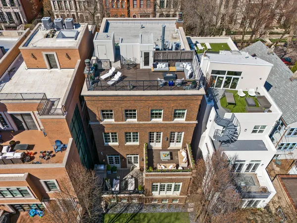 $8,995,000 | 1853 North Burling Street, Chicago, IL 60614