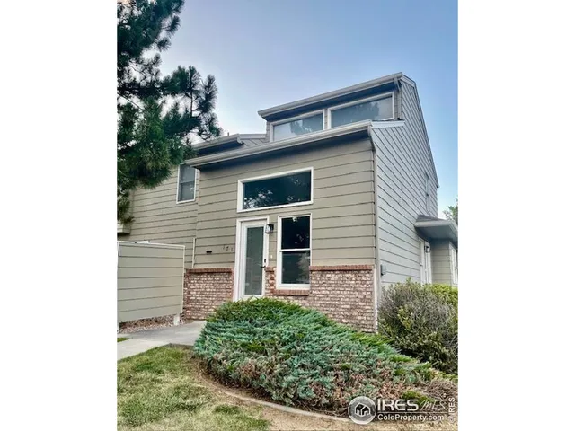 $300,000 | 171 East 42nd Street, Loveland, CO 80538