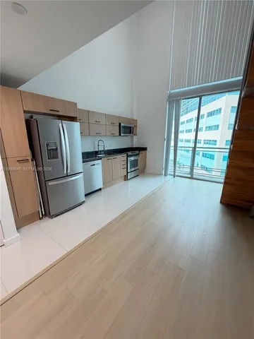 $489,000 | 350 South Miami Avenue, Unit 702, Miami, FL 33130