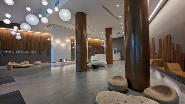 $489,000 | 350 South Miami Avenue, Unit 702, Miami, FL 33130