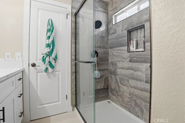 $440,000 | 10911 Caribou Avenue, Apple Valley, CA 92308