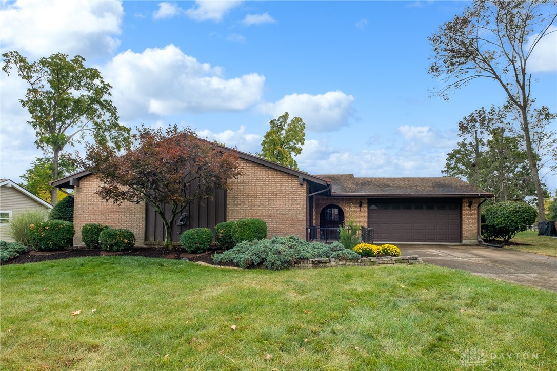 5650 Powell Road Dayton, OH 45424 - Photo 1 of 27 Gallery Image 1
