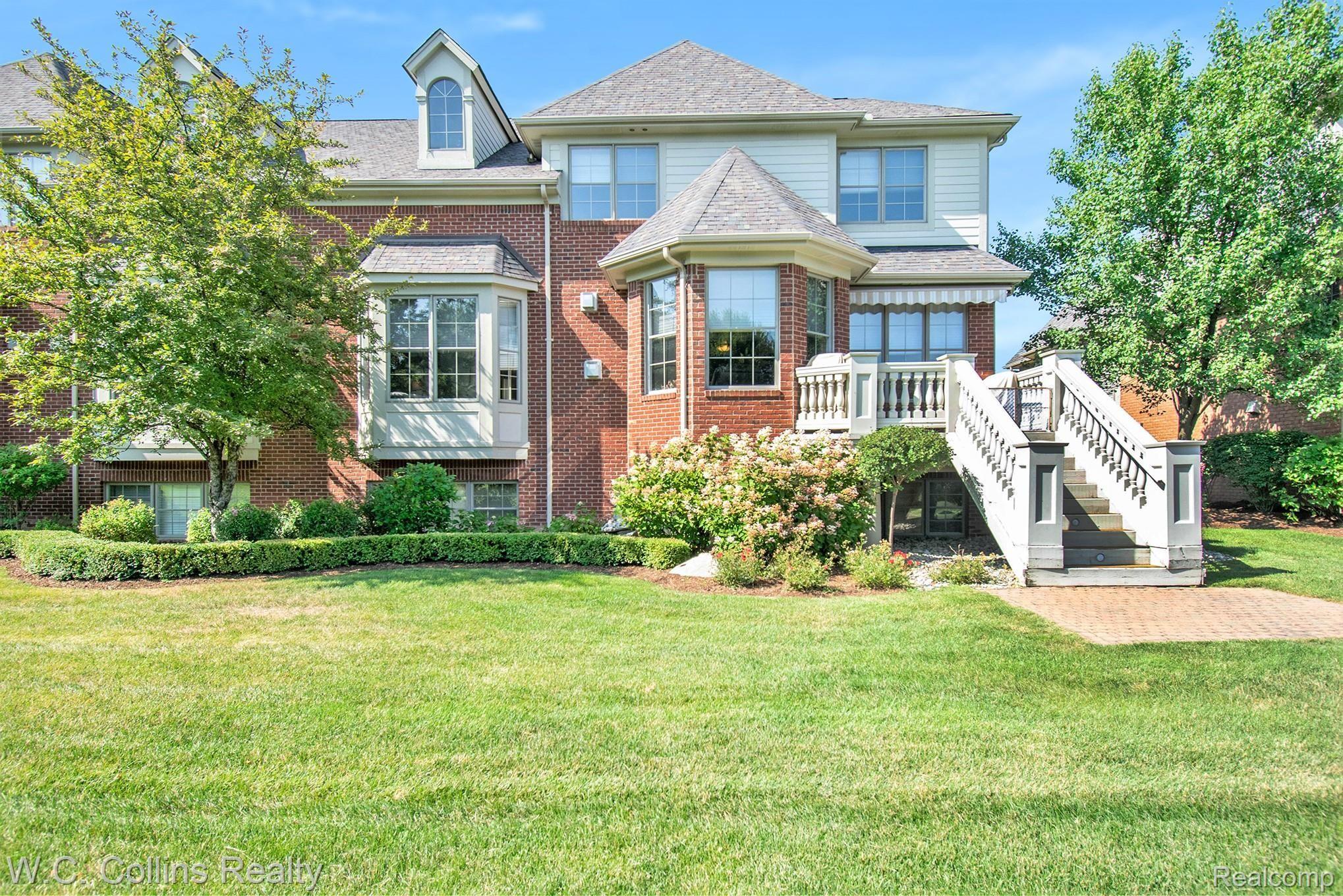 2941 Birnam Court Rochester, MI 48306 - Photo 5 of 36 190801 Collins Ca 2941 Birnam Ct_4.jpg