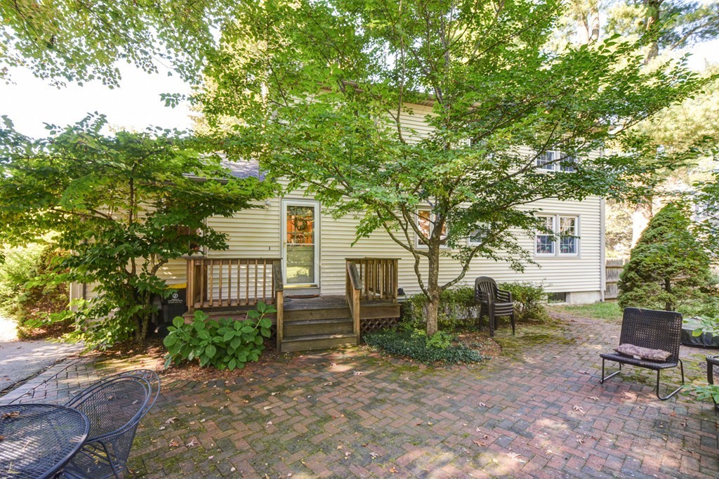 16 Colt Road Franklin, MA 02038 - Photo 28 of 30 Gallery Image 28