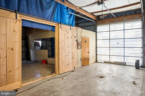 a view of a back yard of the house