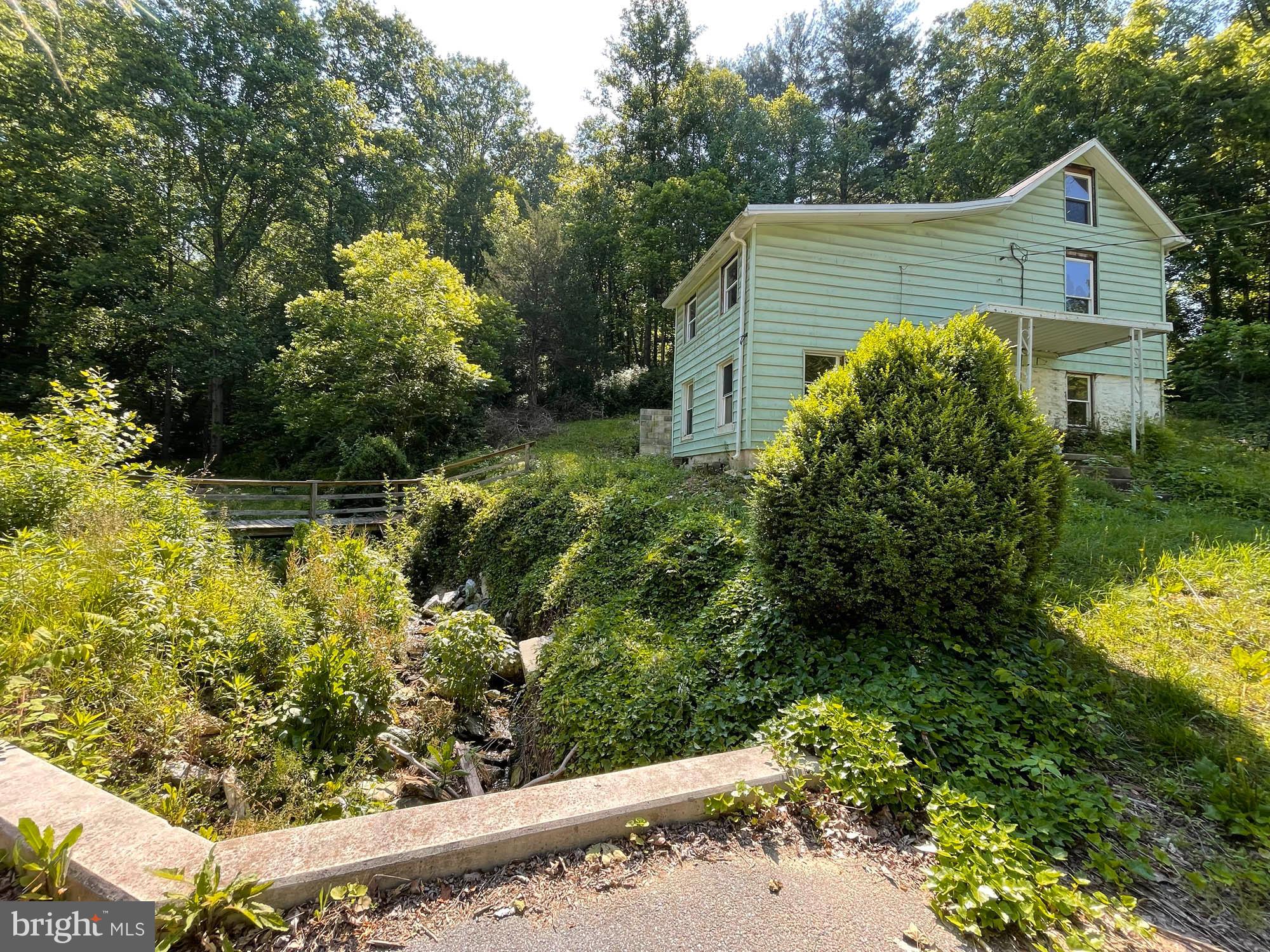 521 Dutrow Road Westminster, MD 21157 - Photo 4 of 17