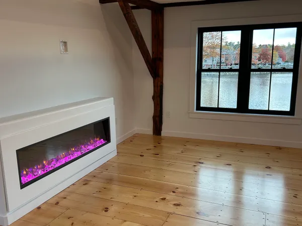 $950,000 | 10 String Bridge, Exeter, NH 03833