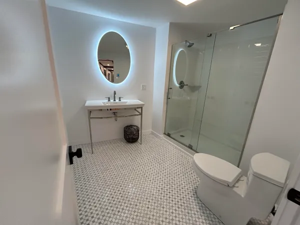 $950,000 | 10 String Bridge, Exeter, NH 03833