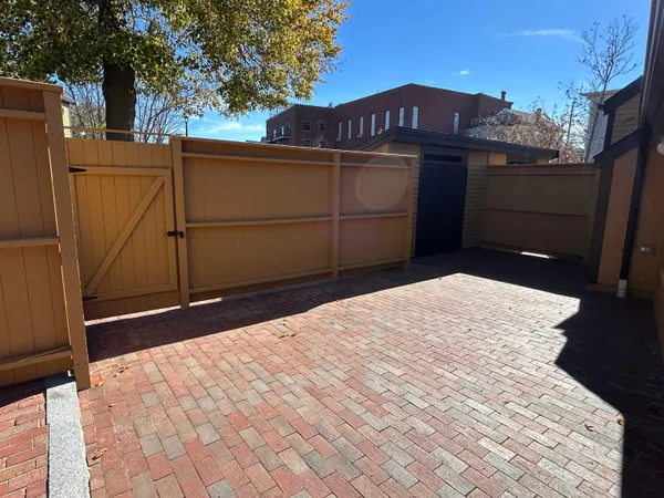 $950,000 | 10 String Bridge, Exeter, NH 03833