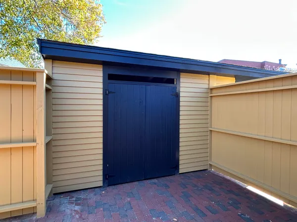 $950,000 | 10 String Bridge, Exeter, NH 03833