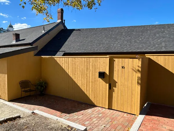 $950,000 | 10 String Bridge, Exeter, NH 03833