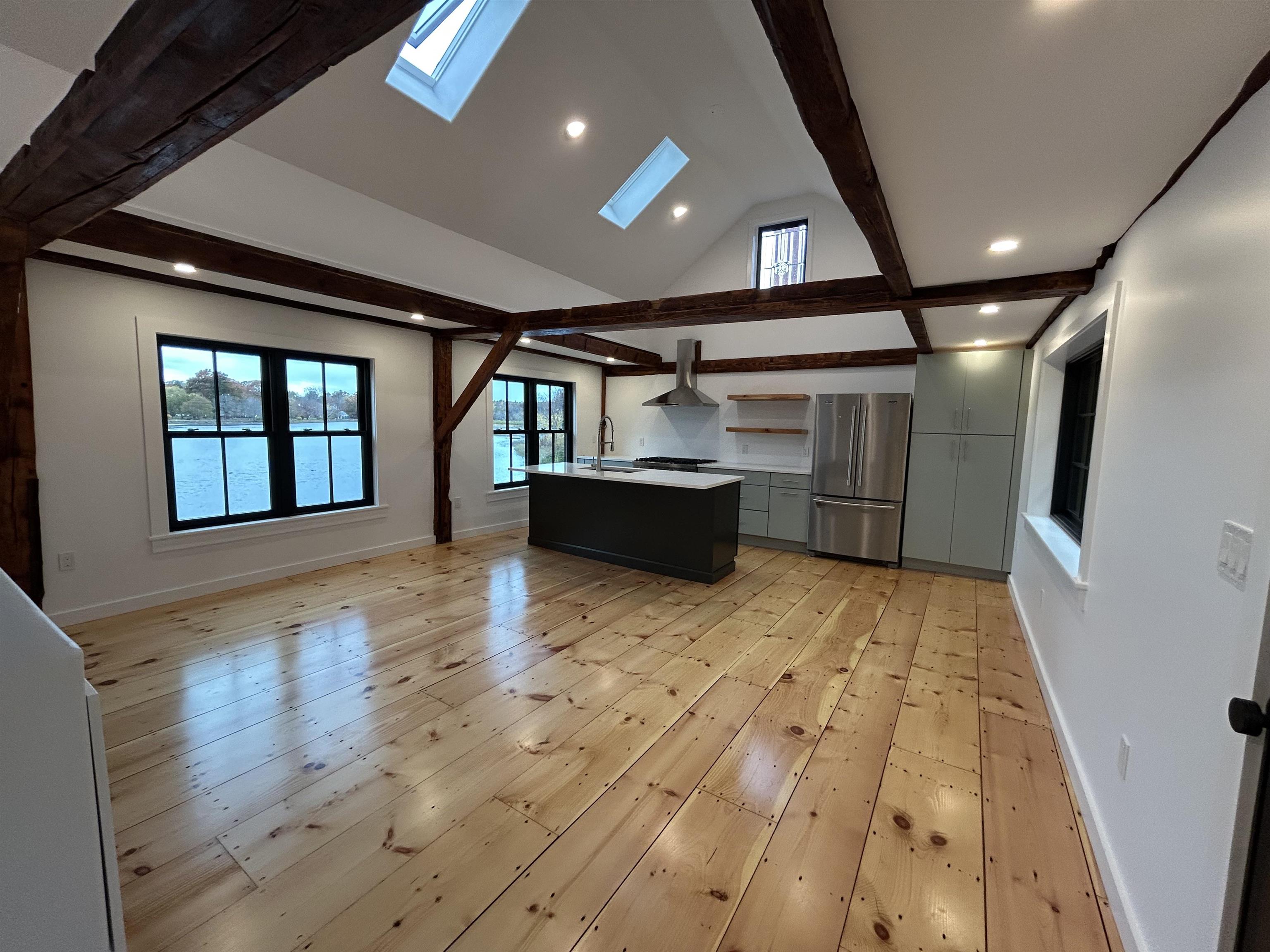 10 String Bridge Exeter, NH 03833 - Photo 5 of 54