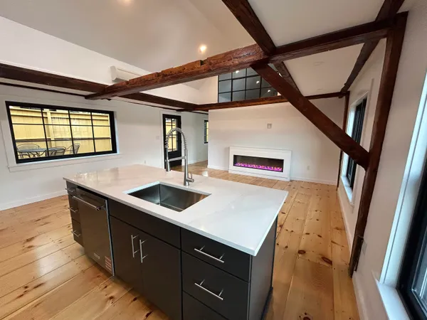 $950,000 | 10 String Bridge, Exeter, NH 03833