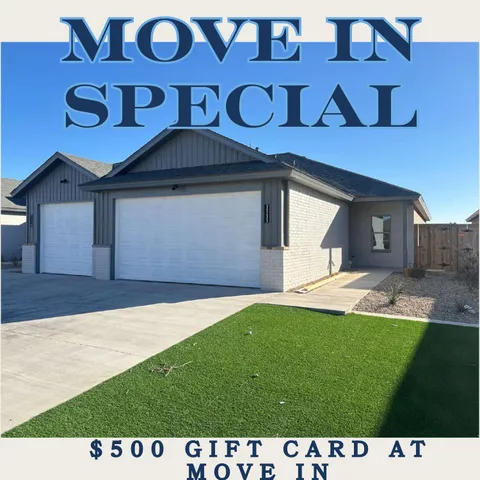 $1,595 | 1111 North 7th Street, Wolfforth, TX 79382