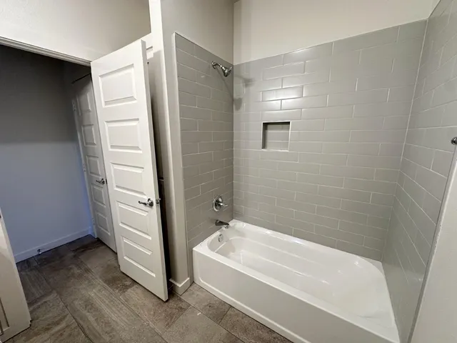 $1,595 | 1111 North 7th Street, Wolfforth, TX 79382