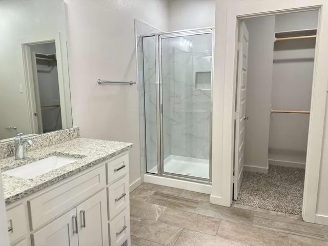 $1,595 | 1111 North 7th Street, Wolfforth, TX 79382