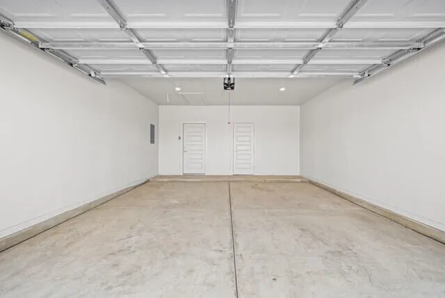 $1,595 | 1111 North 7th Street, Wolfforth, TX 79382