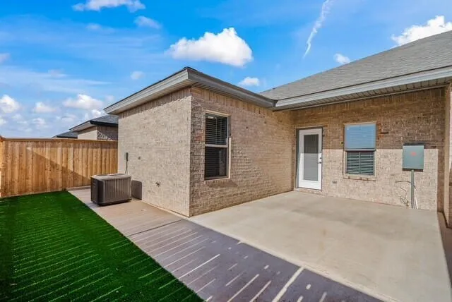 $1,595 | 1111 North 7th Street, Wolfforth, TX 79382