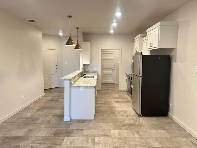 $1,595 | 1111 North 7th Street, Wolfforth, TX 79382