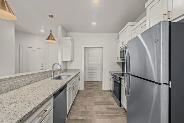 $1,595 | 1111 North 7th Street, Wolfforth, TX 79382