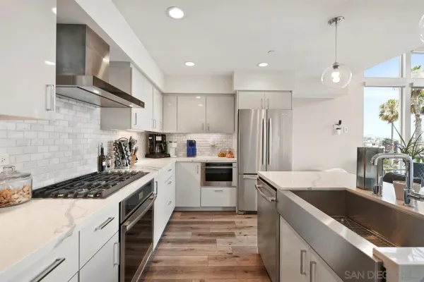 $6,900 | 3030 Jarvis Street, Unit 7, San Diego, CA 92106