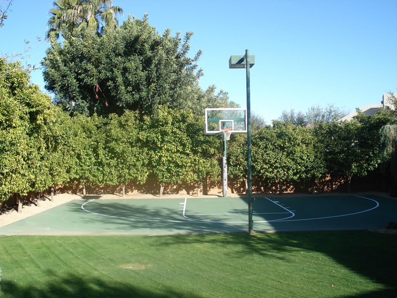 1456 East Colt Road Tempe, AZ 85284 - Photo 22 of 24 Sport Court