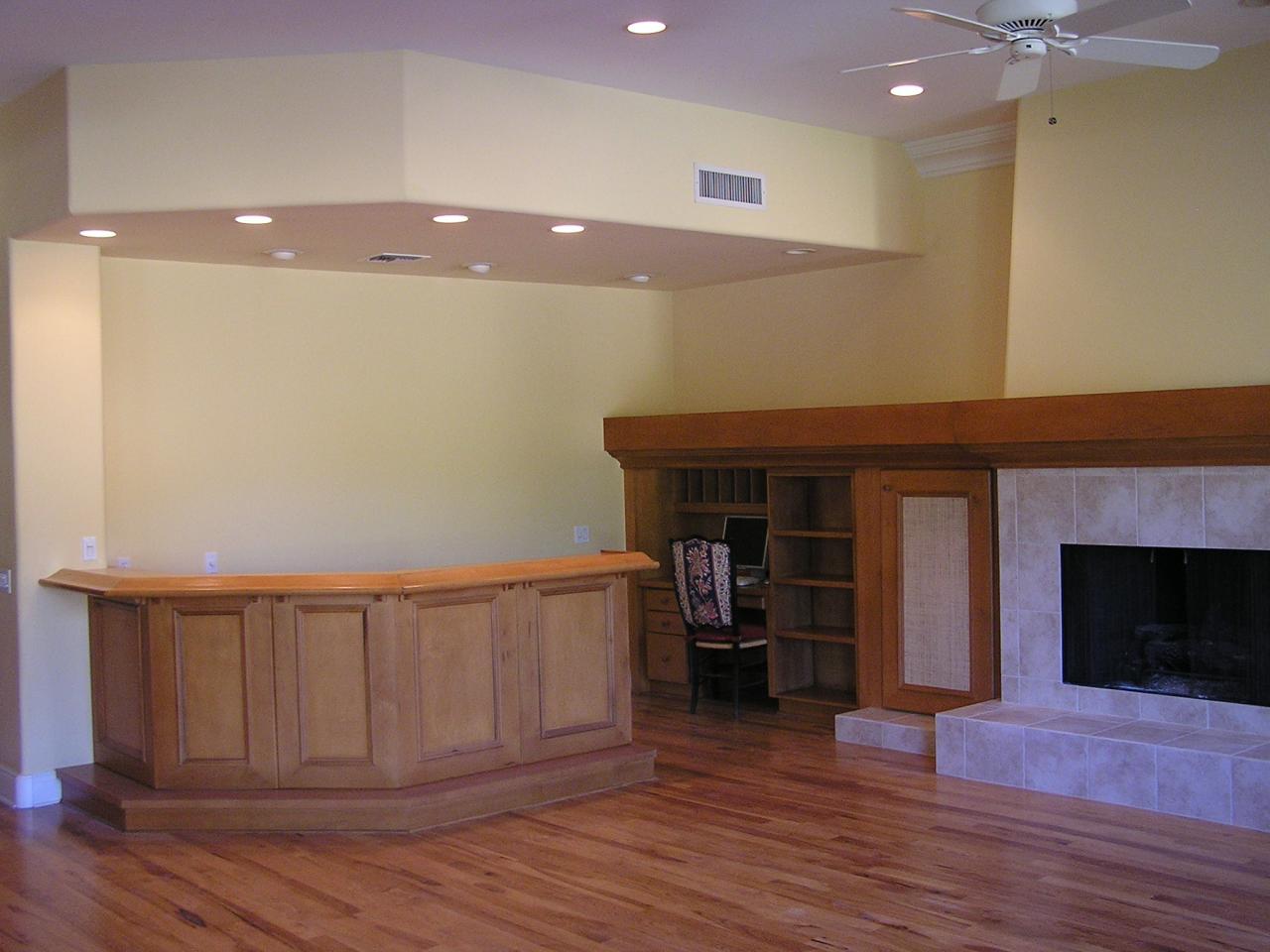 1456 East Colt Road Tempe, AZ 85284 - Photo 8 of 24 Family room 1