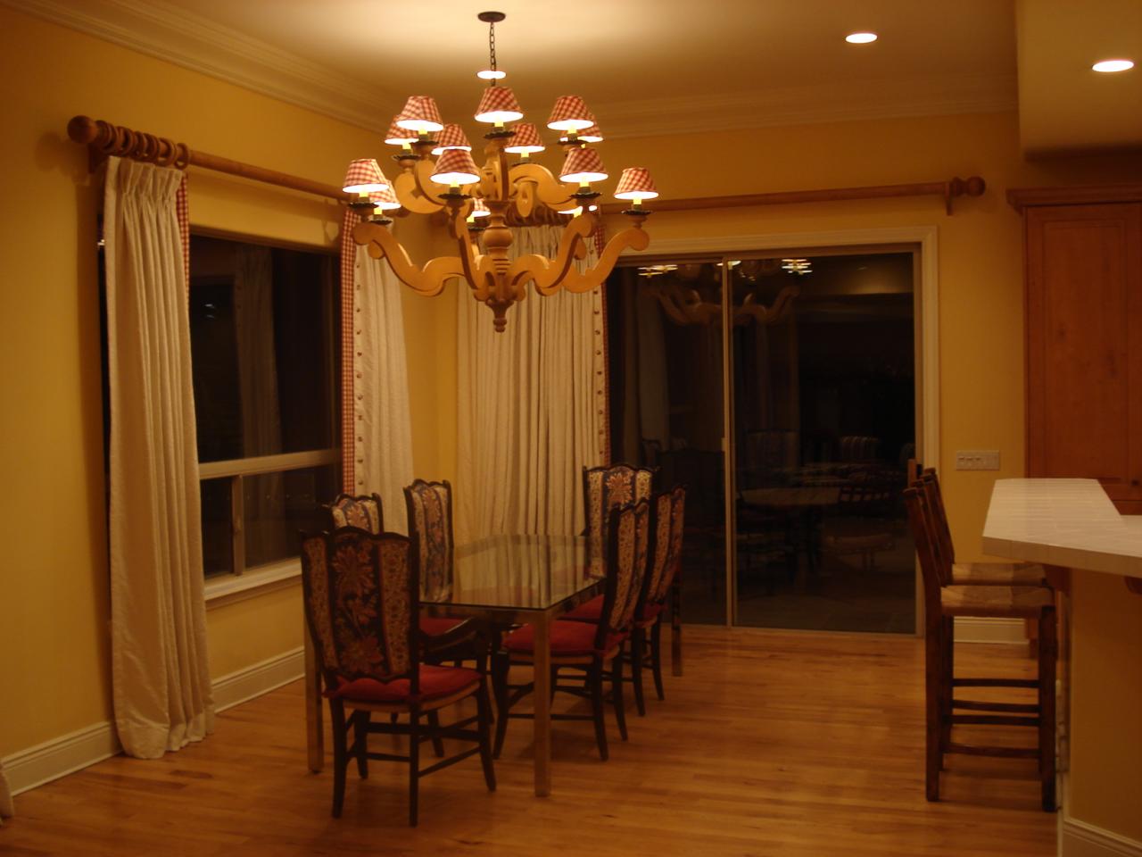 1456 East Colt Road Tempe, AZ 85284 - Photo 10 of 24 Eat-in kitchen