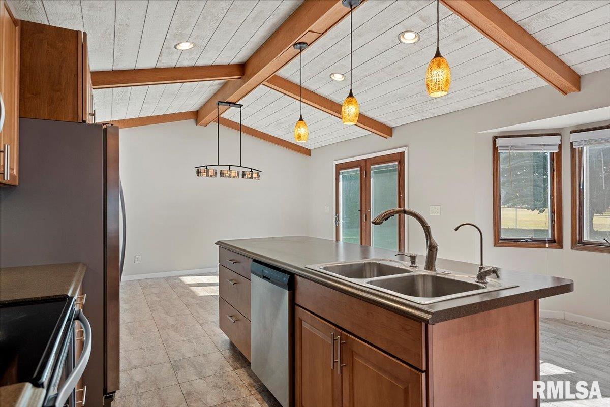 1060 Lenhart Road Springfield, IL 62711 - Photo 17 of 42 Gallery Image 17