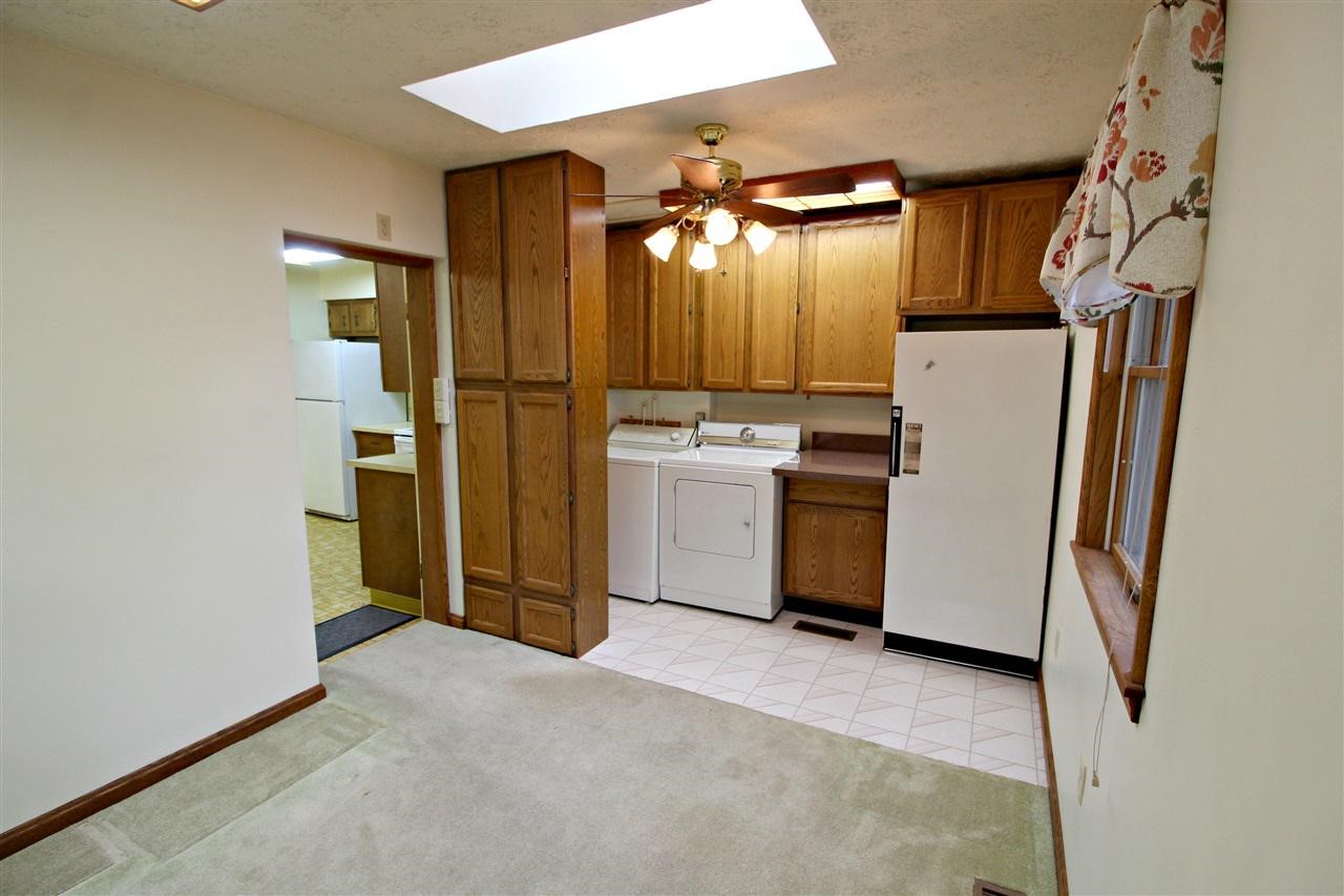 518 East Vienna Road Clio, MI 48420 - Photo 11 of 26 21499638-10.JPG