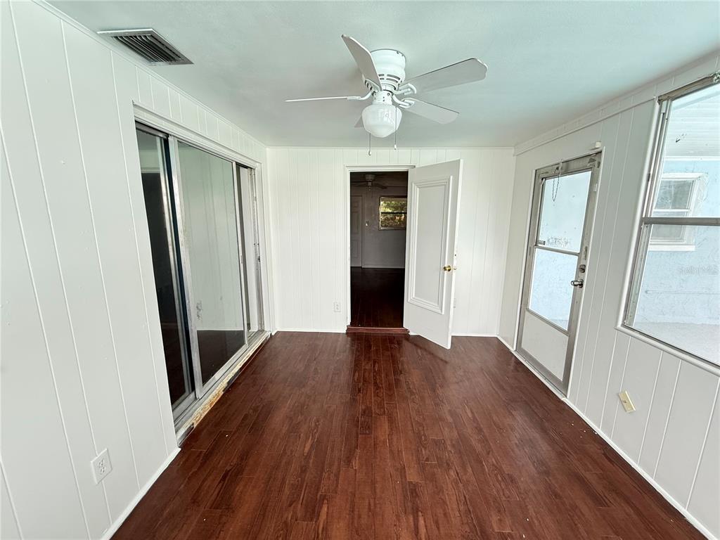 4233 Darlington Road Holiday, FL 34691 - Photo 32 of 57